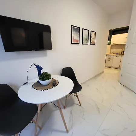 Mini Apartment *