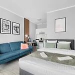 Mini Apartment *